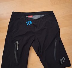 Troy Lee Designs Regen Shorts Gr.34 TLD Schlechtwetter