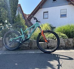 Santa Cruz Megatower CC Full Custom XXL - i9 Hydra usw.