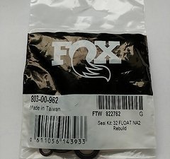 Fox Racing Shox Service-Kit Fox Float 32 NA2 Rebuild 803-00-962 [neu, OVP]