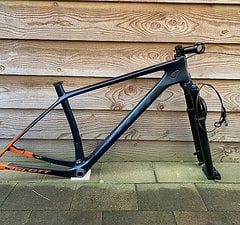 Scott Scale 930 29” Carbon Rahmenset L + Fox 32 Boost