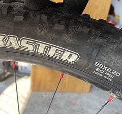 Diverse 5 x Reifen Marathon CC Universal Maxxis Schwalbe Conti 29 Zoll