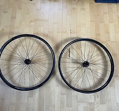 Beast Components ED 30 Carbon Laufradsatz