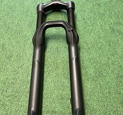 RockShox Lyric RCT3