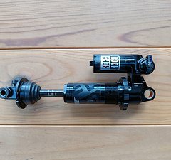 RockShox Super Deluxe Ultimate Coil RC2T 230 x 57,5mm