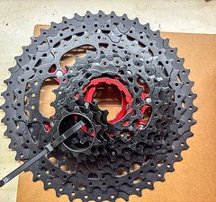 Sunrace Kassette 10-46 (11fach) CSMX9X für SRAM XD Freilauf + Kette SRAM PC 11