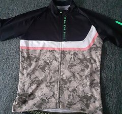 Gore Bike Wear Power Trail Bike / Fahrrad Trikot, kurzarm, Men Gr.M, camouflage