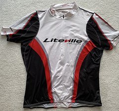 Sugoi Liteville Teamtrikot in Größe XXL (wie XL)