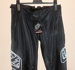 Troy Lee Designs MTB Short / Größe XL / schwarz