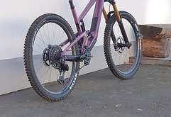 Santa Cruz Bicycles Megatower