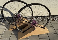 Newmen Advanced SL A.30 auf Hope Pro 5 Naben 29" boost 6-loch TL
