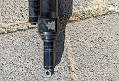 RockShox Super Deluxe Ultimate 230*60 MegNeg