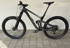 Trek Slash