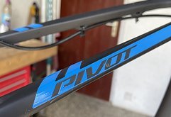 Pivot Cycles LES Rahmen in Größe M