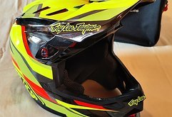 Troy Lee Designs D4 CARBON OMEGA Black/Yellow MIPS M Helm neu