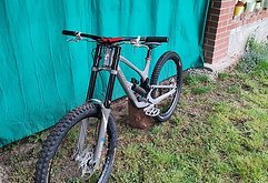 Nukeproof Dissent
