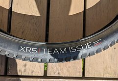 Bontrager XR5 Team Issue 2,5 x 29 MTB Reifen Trek