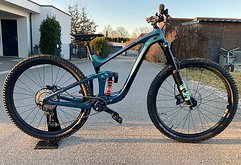 Giant Reign 0 Advanced Medium Fully Enduro All Mountain refurbed