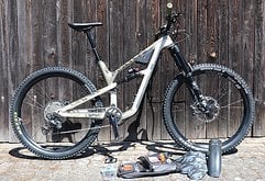 Canyon Spectral CF 8 2020 S - Gabeltuning, viel Zubehör