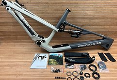 Rocky Mountain Instinct C 2024 Rahmen Gr. M 29" grau / beige