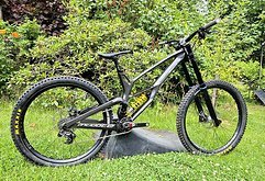 Antidote Darkmatter Downhill, Öhlins DH 38, XTR, Hope, Sram XO DH, Maxxis
