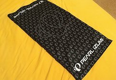 Pearl Izumi Multifunktionstuch Halstuch "Buff" schwarz NEU