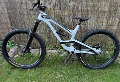YT Industries Capra 27 CF Pro