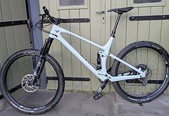 YT Industries Izzo Pro XXL
