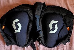 Scott NEU Knieschützer/Schoner Grenade Evo Zip "L