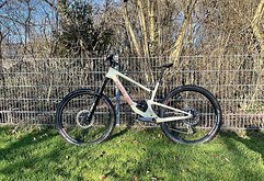 Santa Cruz Bicycles Hightower