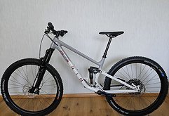 Marin Bikes Rift Zone 29er Trail Fully Neu mit DTSwiss Duke OneUp