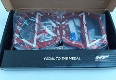Ht Components ANS08 Leap Flat Pedal - rot