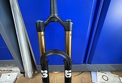 Fox Racing Shox Fox Factory 160mm ,Grip2 , 2024