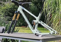 Transition Bikes Sentinel 29 V2 Carbon 46 m  Framset  incl. FOX X2 Factory NEU! MJ:2024