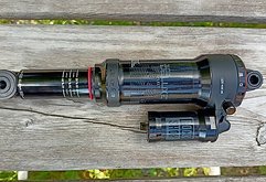 RockShox Super Deluxe Select 250x62,5