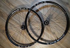 E*Thirteen LG1R Carbon Laufradsatz