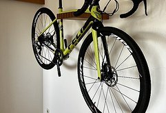 Felt Gravelbike Breed F4x