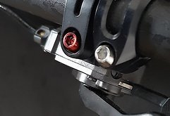 Ti-Suspension TITAN Schrauben Trigger M5x15 rot NEU