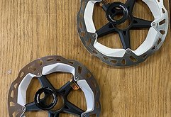 Shimano 2x Bremsscheibe 180 mm Center Lock RT-MT800 | IceTech FREEZA