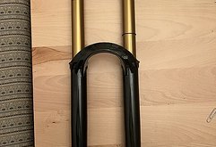Fox Racing Shox Factory 40 Grip 2