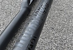 RockShox YARI 150mm - 29“ - NEU!