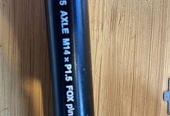 Fox  Racing Shox QR axle 15 x 110 + spacer for 2021 forks