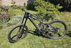 Trek Session