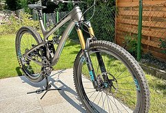 Yeti Cycles SB 5.5c Carbon Rahmen/Lenker/Felgensatz I Graumatt I Größe XL