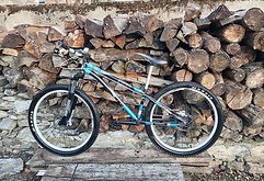 Marzocchi Bomber Dirt Jumper 3