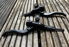 Shimano Deore Bremsgriffe (BL-M4100)