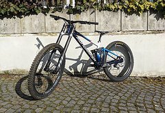 Mondraker Summum R Custom Downhillbike, Größe L