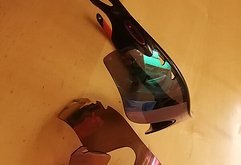 Oakley Radarlock schwarz/rot mit 4 Gläsern