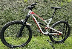YT Industries Jeffsy CF 27.5