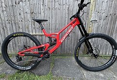 Santa Cruz Bicycles V10