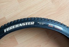 Maxxis FOREKASTER EXO TR 29x2.4WT